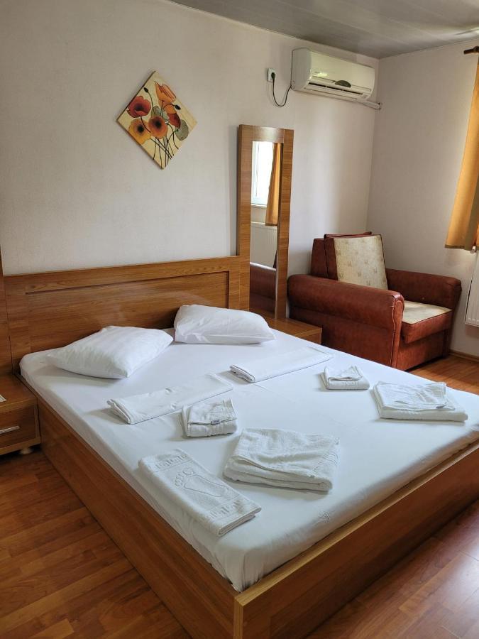 Pensiunea Miasor Hotel Murighiol Eksteriør billede